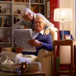 Philips Led Pærer > E27 A60 7 W LED-pære, 2.700 K, mat