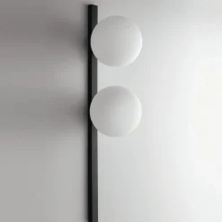 Eco-Light Væglamper > Pluto væglampe, 2 lyskilder, sort/hvid, afbryder
