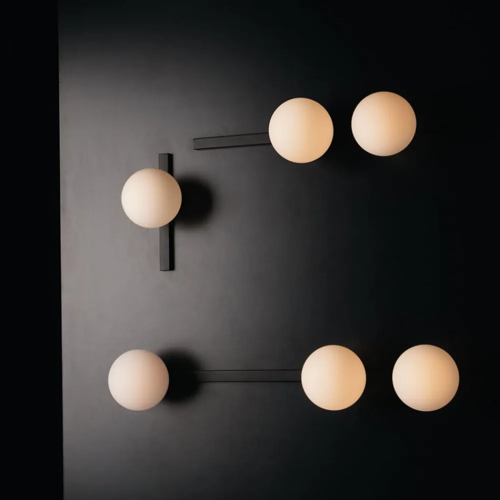 Eco-Light Væglamper > Pluto væglampe, 2 lyskilder, sort/hvid, afbryder