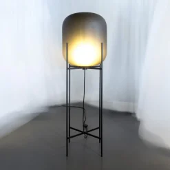 Gulvlamper ^ pulpo gulvlampe Oda Big, røggrå ætset/sort, 140 cm