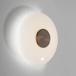 Væglamper ^ PURE LED-væglampe Vitrum, brun/opalglas/aluminium Ø 22 cm