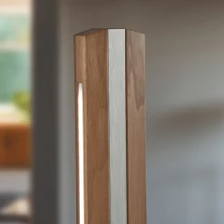 Quitani Gulvlamper|Gulvlamper > Elis LED-gulvlampe, valnød/nikkel