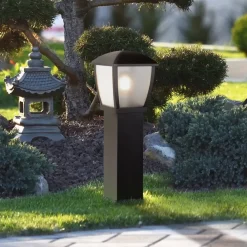 Searchlight Gadebelysning > Seattle pullert, IP44, sort, højde 73 cm, metal