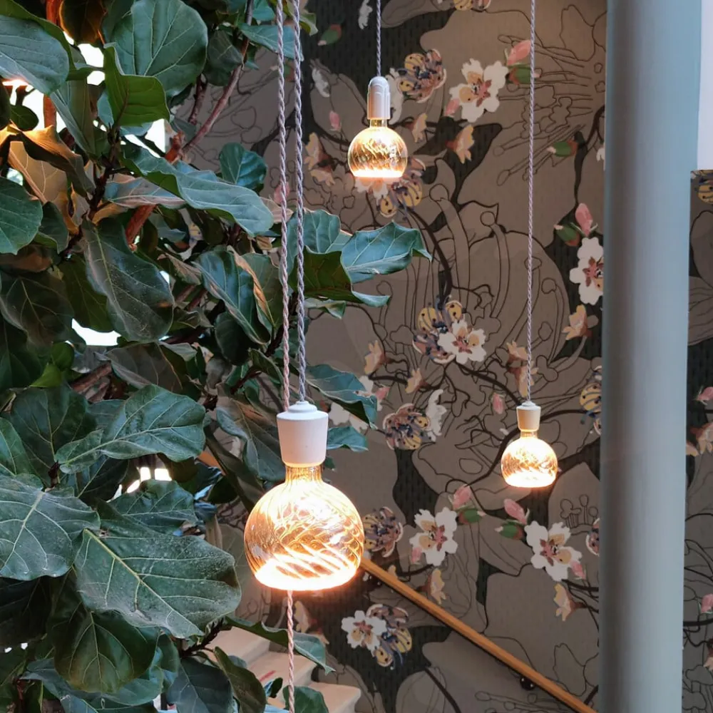 SEGULA Dæmpbar Led-Pære|Led Pærer > floating globe twisted G150 E27 6 W grå