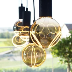 Dæmpbar Led-Pære ^ SEGULA Illusion G125 2Crescent E27 8W dæmpbar røg