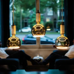 SEGULA Dæmpbar Led-Pære|Led Pærer > LED-Floating-globepære G125 E27 4,5 W klar
