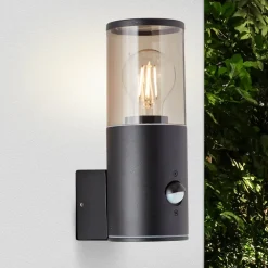 Brilliant Væglampe Med Sensor > Sergioro udendørs væglampe, 1 lyskilde med sensor