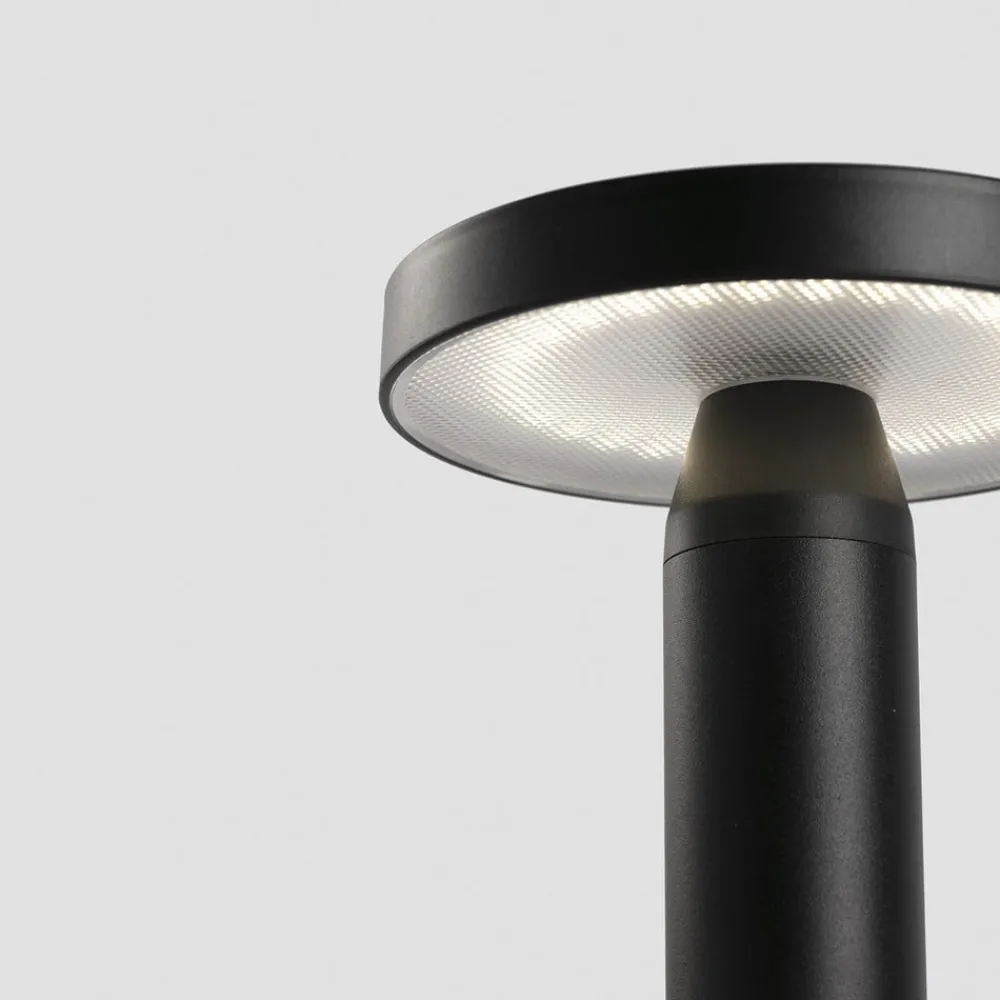 FARO BARCELONA Solcellelamper > Solar-LED-bordlampe Cairo, sort, plast, IP44, 21cm