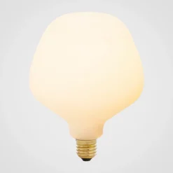 Tala Dæmpbar Led-Pære > LED-pære Enno mat E27 6W 2.700 K 540 lm dæmpbar.