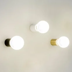 FARO BARCELONA Væglamper > Ten - minimalistisk væglampe satingylden