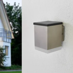 Lindby Solcellelamper > Tyson LED-væglampe solcelle, kantet satineret
