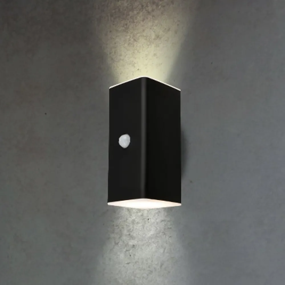 Væglampe Med Sensor|Væglamper ^ Briloner Udendørs LED-væglampe, sort, sensor, op/ned