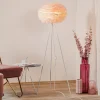 Gulvlamper ^ UMAGE Eos Medium gulvlampe rosa, hvid trefod