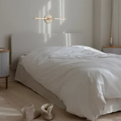 UMAGE Væglamper|Væglamper > LED-væglampe Omni, messing, længde 74 cm