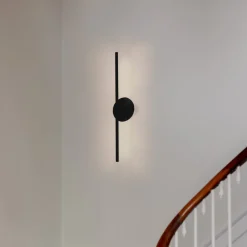 UMAGE Væglamper > LED-væglampe Omni, sort, længde 74 cm