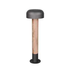Gadebelysning ^ Trio Lighting Vejlampe Fraser, grå/trælook, aluminium, IP54, højde 84,5 cm