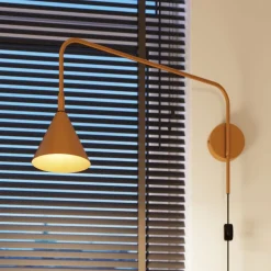 Væglamper|Væglamper ^ SOLLUX LIGHTING Væglampe LYS, guldfarvet, Ø 14 cm, metal, stik, E14