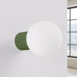 Gang|Pendellamper ^ SOLLUX LIGHTING Væglampe ORBI, olivengrøn, glas/metal, Ø 12 cm, IP44, G9