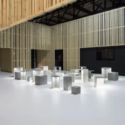Vibia Gadebelysning > Empty 4130 udendørslampe, beton, 70 cm