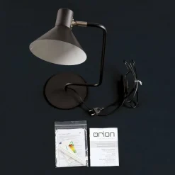 Arbejdsrum/Kontor ^ ORION Viktoria skrivebordslampe, justerbart hoved, sort