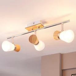 Lindby Loftlamper > Vivica - loftslampe med 3 lys og træelementer