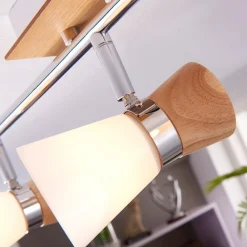 Lindby Loftlamper > Vivica - loftslampe med 3 lys og træelementer